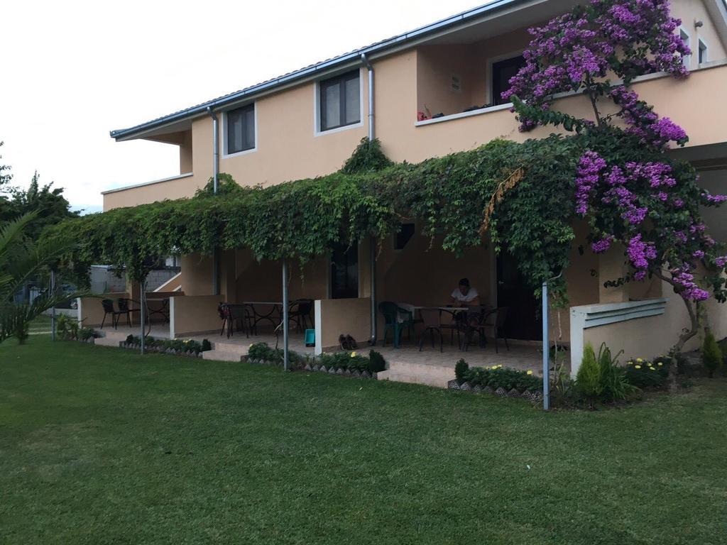 Niki Apartments Ulcinj Kültér fotó